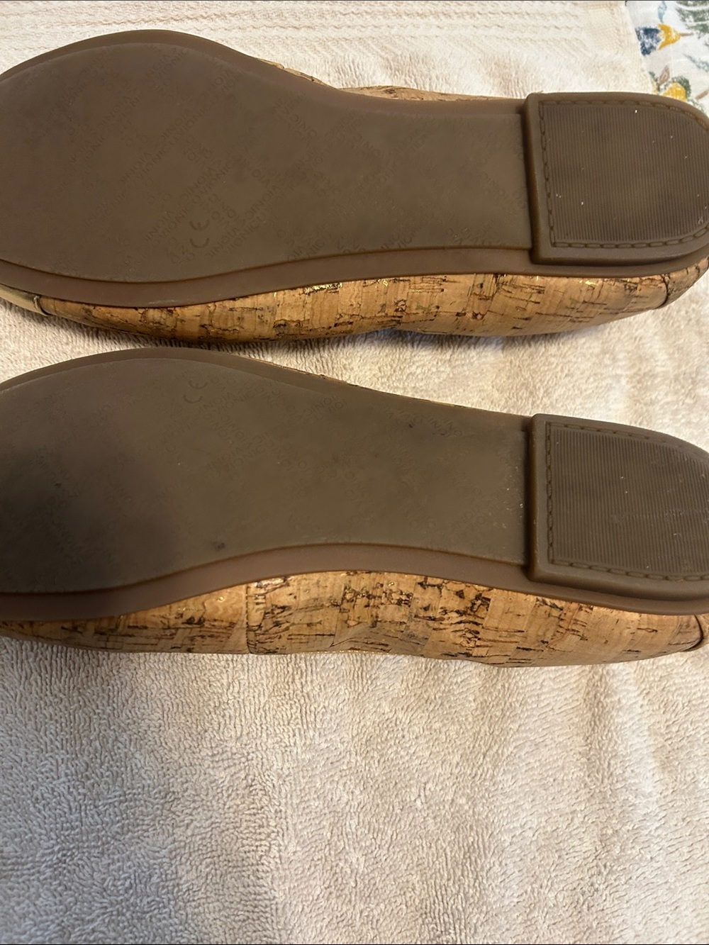 Vionic Cork Minna Ballet Flats with Metallic Gold Cork and Cap Toe - Picture 2 of 6